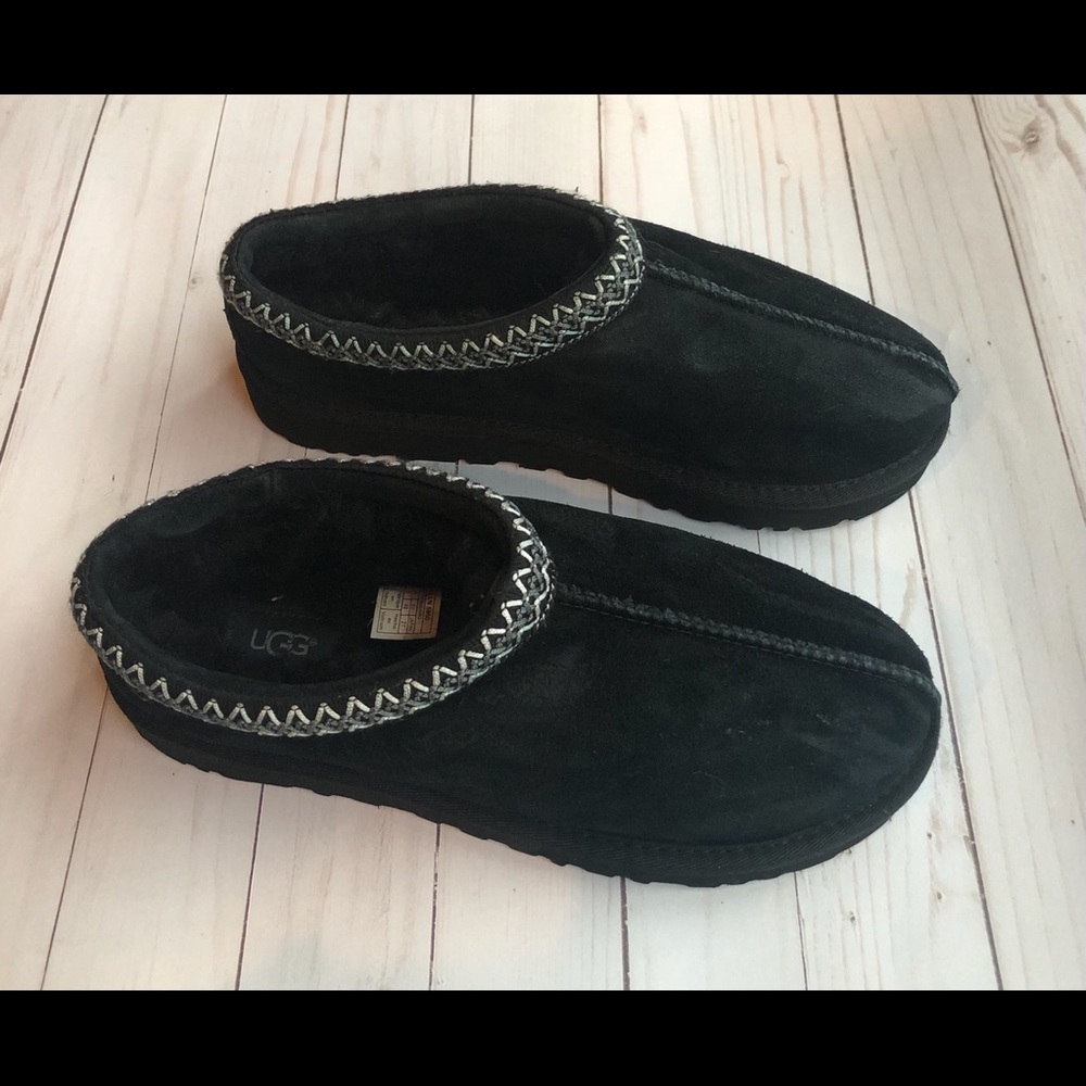 UGG Tasman Black Slippers Women’s 9